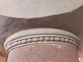 Capitello dettaglio - Battistero o Rotonda di San Pietro in Consavia a Asti