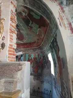 Abside lato destro - Cappella della Madonna di Vespiola a Baldissero Canavese