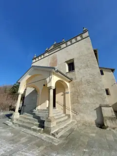 Facciata - Parrocchiale di San Michele Arcangelo a Brosso