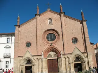 Facciata - Collegiata di San Secondo a Asti