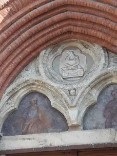 Portale - Cristo che risorge - Collegiata di San Secondo a Asti