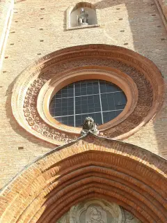 Rosone facciata - Collegiata di San Secondo a Asti