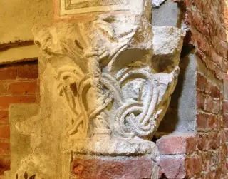 Capitello - Cattedrale o Duomo di Santa Maria a Ivrea