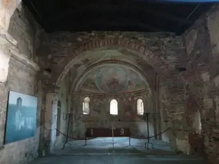 Interno - Chiesa di Santo Stefano di Sessano a Chiaverano