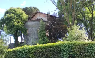 Abside vista da via Moriondo, - Oratorio o Cella dei Santi Vincenzo e Anastasio a Cavaglià