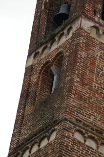 Campanile - Dettaglio bifora - Chiesa di San Michele a Vercelli