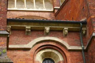 Mensole e capitelli dei fianchi - Basilica di Sant'Andrea a Vercelli