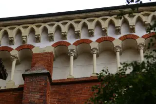 Mensole e capitelli dei fianchi - Basilica di Sant'Andrea a Vercelli