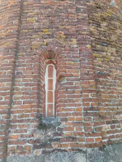 Monofora tamponata - Oratorio di San Martino a Vicolungo