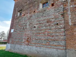 Muratura del fianco - Oratorio di San Martino a Vicolungo