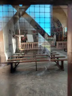 Interno dalla finestrella - Oratorio di San Martino a Vicolungo