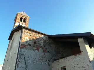 Fianco tracce muratura - Chiesa di Santa Maria Vecchia a Sillavengo