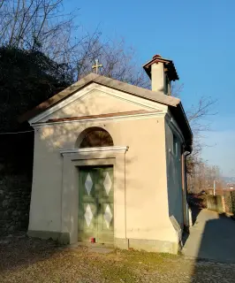 Facciata - Chiesa della Madonna delle Grazie a Camburzano