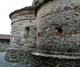 Absidi - Pieve o Chiesa Cimiteriale di Santa Maria Assunta a Netro