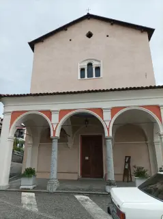Facciata - Chiesa della Santissima Trinità a Sostegno
