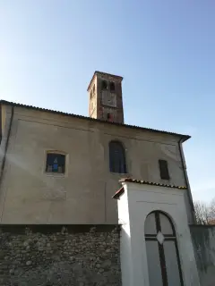 Ingresso e campanile - Santuario di Santa Maria di Rado a Gattinara