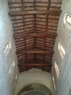 Interno - Chiesa di San Michele in Insula a Trino