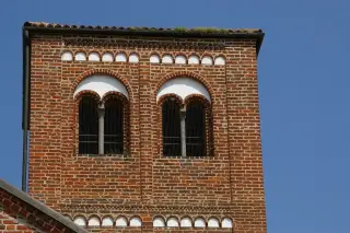 Campanile - Chiesa di San Pietro al Cimitero a Tronzano Vercellese