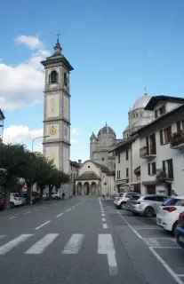 Campanile - Chiesa e Santuario di San Maurizio e della Madonna del Sangue a Re