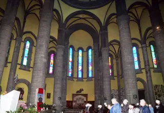 Interno della basilica - Chiesa e Santuario di San Maurizio e della Madonna del Sangue a Re