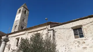 Fianco e campanile - Chiesa di San Michele a Massino Visconti