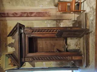 Confessionale - Chiesa Cimiteriale di San Pietro e Paolo a Brovello CarpugninoFrazione Graglia Piana