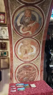 Affreschi - Chiesa o Santuario di San Filippo e Giacomo o della Madonna delle Grazie a StresaFrazione Levo