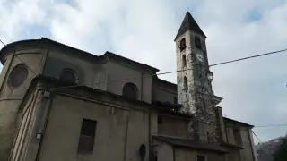 Campanile - Chiesa dei Santi Giovanni e Giorgio a LesaFrazione Villa Lesa