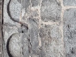 Peduccio scolpito - Chiesa di Santa Marta a Mergozzo