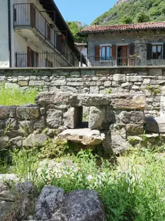 Scavi della chiesa antica - Chiesa di San Giovanni Battista a MergozzoFrazione Montorfano