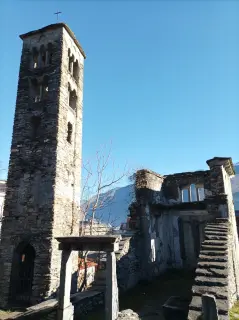 Ruderi e campanile - Oratorio di San Maurizio a VilladossolaFrazione Piaggio