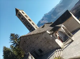 Facciata e campanile - Parrocchiale di San Bartolomeo a Villadossola