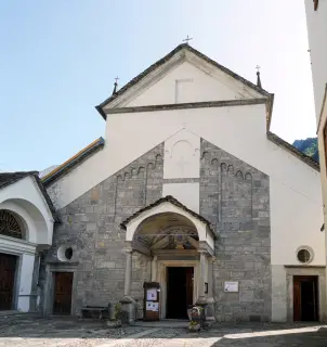 Facciata - Parrocchiale di Santo Stefano a Crodo