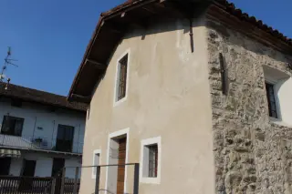 Facciata - Oratorio di San Nicola in Baraggiola o Barazzola a BorgomaneroFrazione Talonno