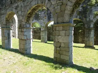 Resti interno - Resti della Chiesa di San Martino a Gattico