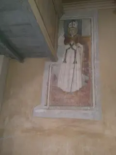 Affresco Vescovo Navata - Pieve o Santuario di Santa Maria de Ortis a Vigone
