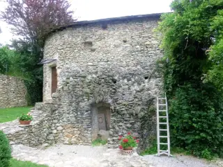 Vista - Resti Della Chiesa di San Domenico o dei Santi Bovo e Pietro Martire a Peveragno