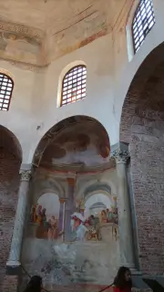 Affreschi seicenteschi - Battistero del Duomo a Novara