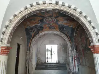 Interno affreschi - Parrocchiale di San Colombano a Biandrate