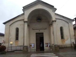 Facciata - Parrocchiale della Madonna del Rosario a Bernezzo