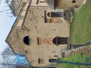 Facciata - Chiesa di San Costanzo al Monte a Villar San Costanzo