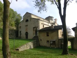 Facciata - Chiesa di San Costanzo al Monte a Villar San Costanzo