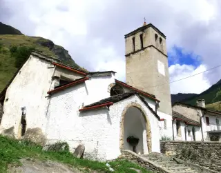 Esterno - Parrocchiale di San Pietro a BardonecchiaFrazione Rochemolles