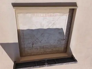 Orologio solare - Ex Cappella di San Biagio a Bernezzo