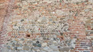 Muratura a lisca di pesce - Oratorio di San Giacomo a Bogogno