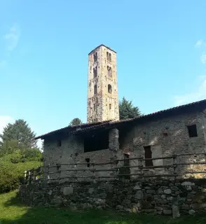 Vista - Chiesa dei Santi Pietro e Paolo a BollengoFrazione Pessano