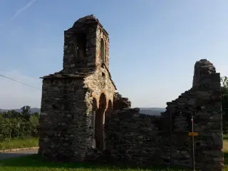 Fianco sinistro - Resti della Chiesa del Gesion o Gesiun a Piverone