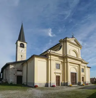 Facciata - Parrocchiale di Santa Maria Assunta a Borgo Ticino