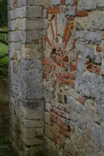 Fianco sinistro - Porta tamponata - Chiesa di Sant'Eusebio a Castelnuovo Don Bosco
