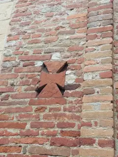 Dettaglio muratura - Chiesa di San Pietro al Cimitero a Portacomaro